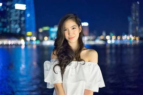 Singapore Janella Ooi Aka BunnyJanJan PT 1 3 min 720p